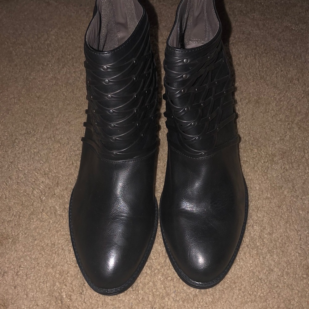 Cloudwalker by Avenue tag removed but never worn size 13W